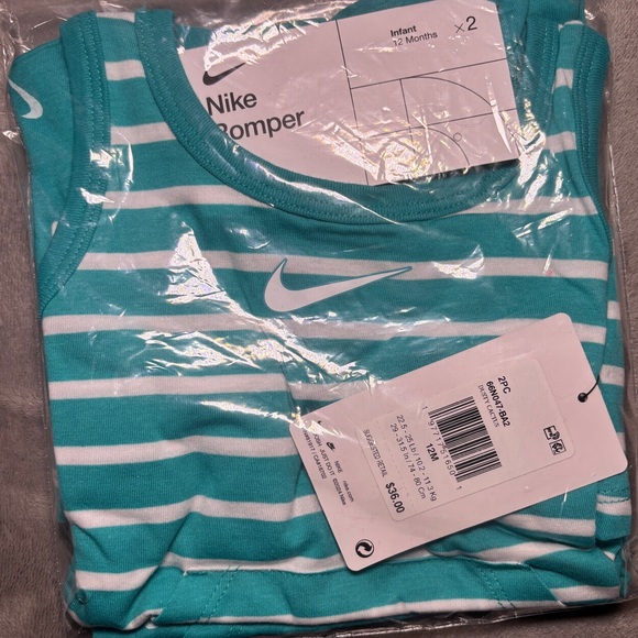 Nike Two Piece Romper Set for Baby 12 Months - Picture 5 of 6